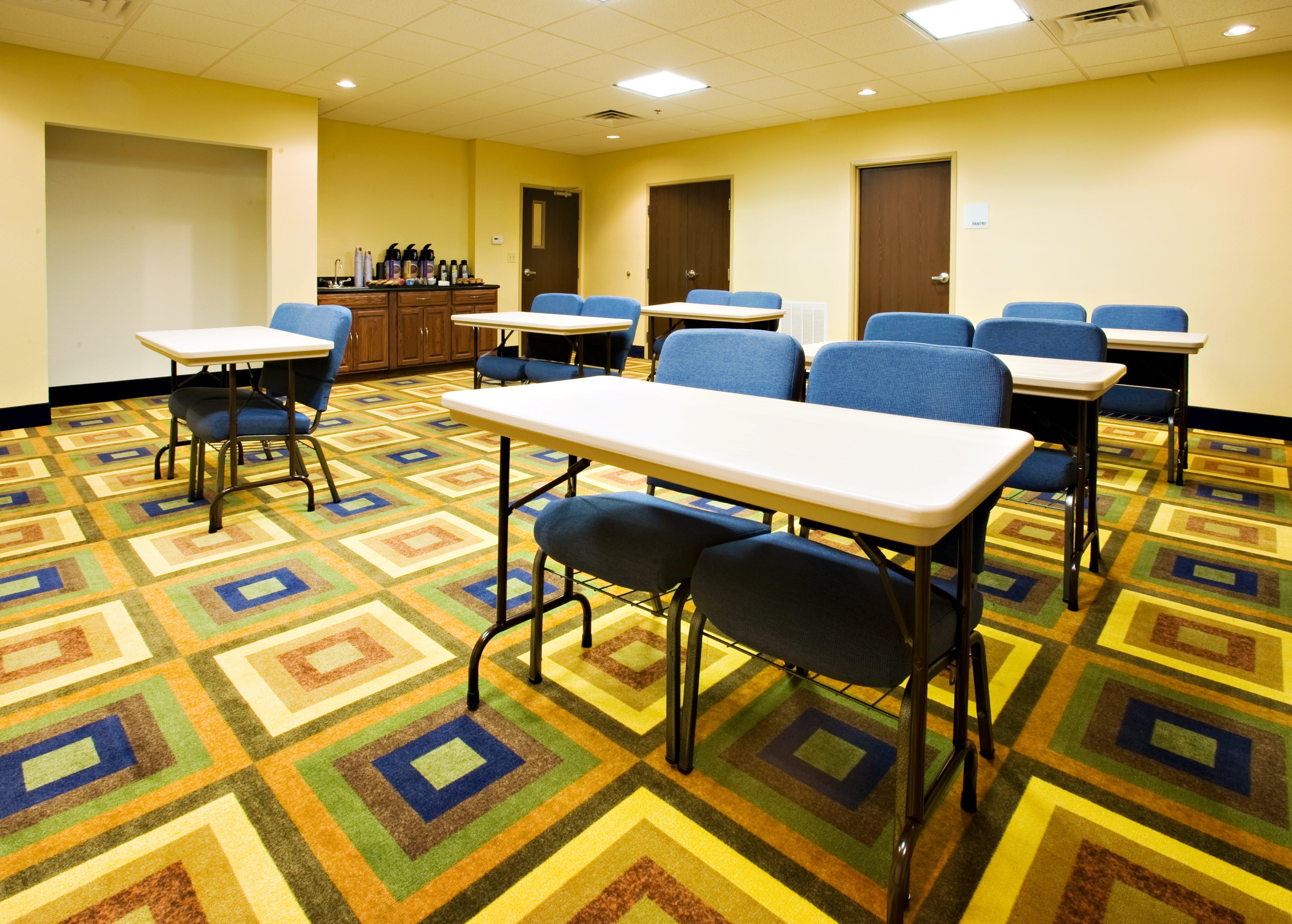 Holiday Inn Express Childress By Ihg Екстер'єр фото