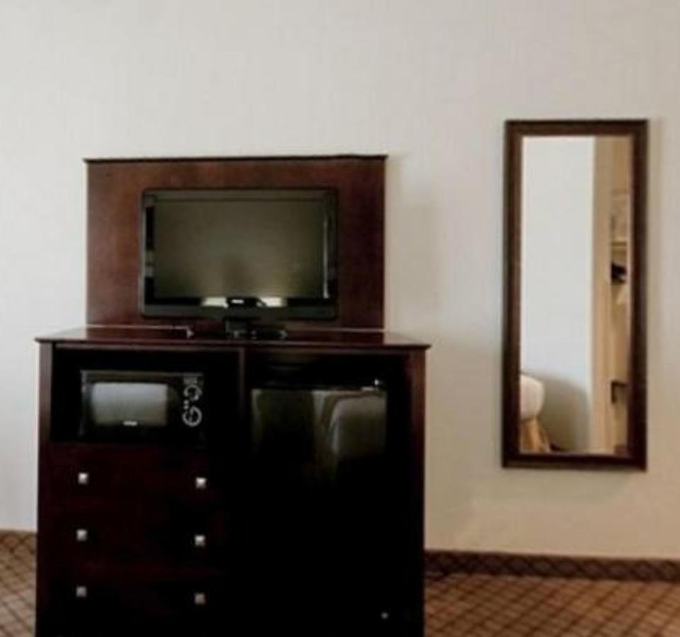 Holiday Inn Express Childress By Ihg Екстер'єр фото